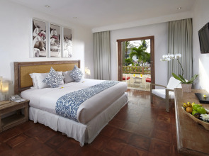 Blu-Zea Resort by Double-Six