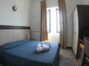 Hotel Monique