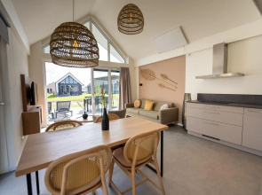Modern Lodge by the Water