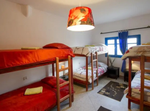 Deepcurl Guest House