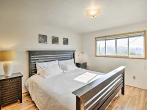 Relaxing Poulsbo Duplex w/ Liberty Bay Views!