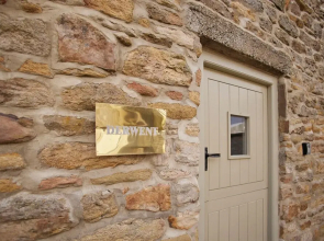 Host Stay Derwent