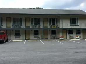 Mahoning Inn