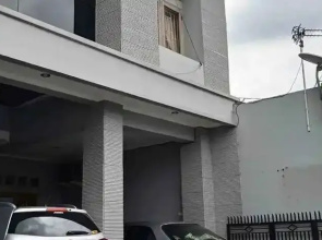 Guest House Pinarak 2 Syariah Near Gor Satria Purwokerto Mitra RedDoorz