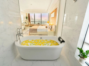 Brilliant Hotel