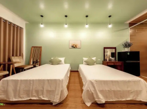 Room in House - Trang An Ao Dai Homestay - Family Room With Field View and Private Bathroom