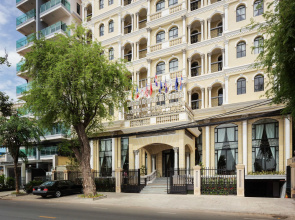 LCS Hotel & Apartment