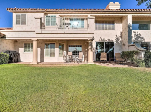 Country Club Access: Palm Desert Townhome!