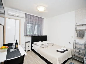 Vukovarska studio apartment