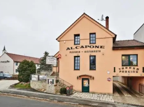 Penzion Al Capone Mníšek