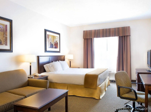 Holiday Inn Express Hotel & Suites - Slave Lake