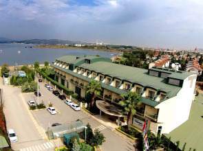 Hotel Hegsagone Marine Asia