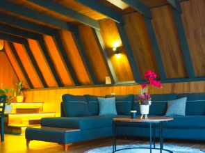 Relax House