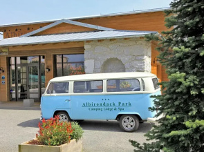 Albirondack Park Camping Lodge and Spa