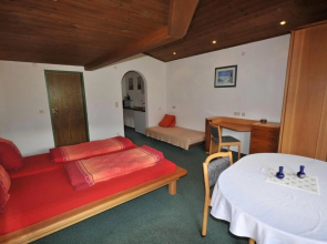 Auhof Apartments