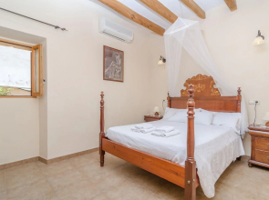 Finca Es Porrassar in Cas Concos des Cavaller