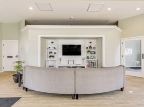 1 Mi to Mohegan Sun: Studio w/ Golf Course Views