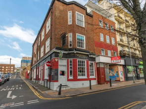 Kemptown Central | By My Getaways