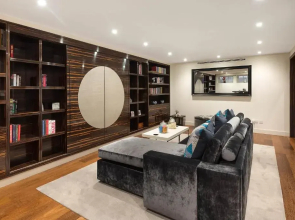 Spectacular Knightsbridge House Harrods 1 Minute