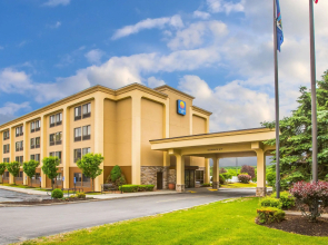 The Clocktower Hotel at Century House, an Ascend Collection Hotel