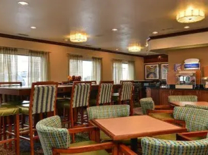 Oxford Suites Portland - Gladstone