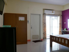 Yungthong Apartment