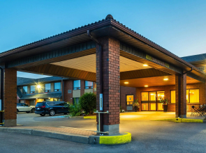 Comfort Inn Highway 401
