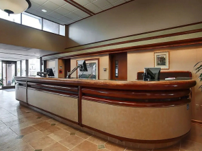 University Place Hotel & Conference Center