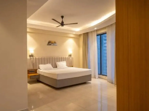 Omaxe Hazratganj Lucknow Suites & Inn