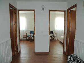 Villa with pool, 200m from beach