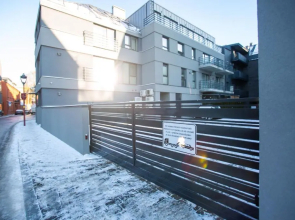 Luxurious Blue&Yellow Apartment in Kaunas Center