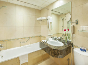 Golden Tulip Sharjah Hotel Apartments