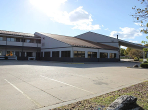 Greenlight Inn & Suites
