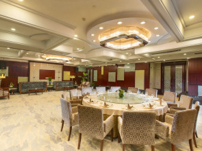 Huachen International Hotel