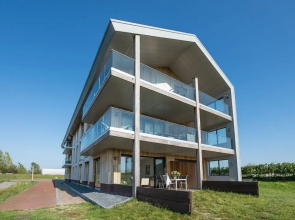 Apartment in Kamperland With Marina Views