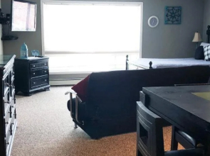 Anchorage Uptown Suites