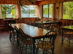 Ruth Lake Lodge Resort