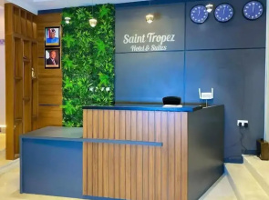 Saint Tropez Hotel and Suites