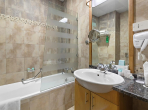 Al Khoory Hotel Apartments