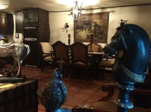 Fernabella's Lodge