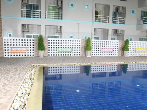 Lomsabai Apartments