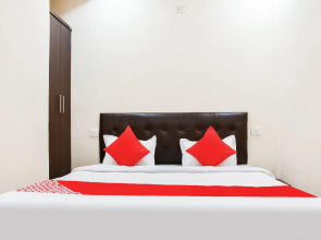 OYO 77281 Hotel Lemon Tree