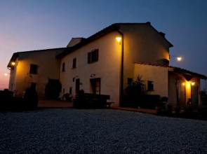 Apartment With one Bedroom in San Gimignano, With Pool Access, Furnish
