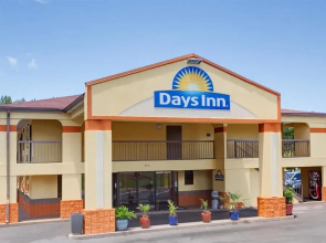 Days Inn Acworth