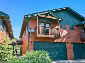 Elk Haven -- Ev #6079 3 Bedroom Condo by RedAwning