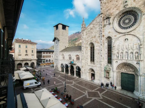 Aurum - Como Luxury Suites