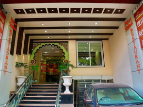Hotel Royal Palm - A Budget Hotel in Udaipur