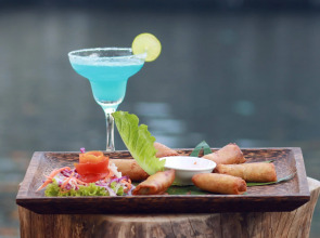 La Residence Blanc DAngkor