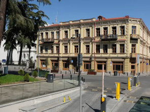 H&B apartments Atoneli