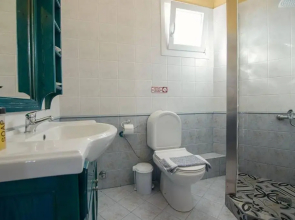 Santorious Cavehouse